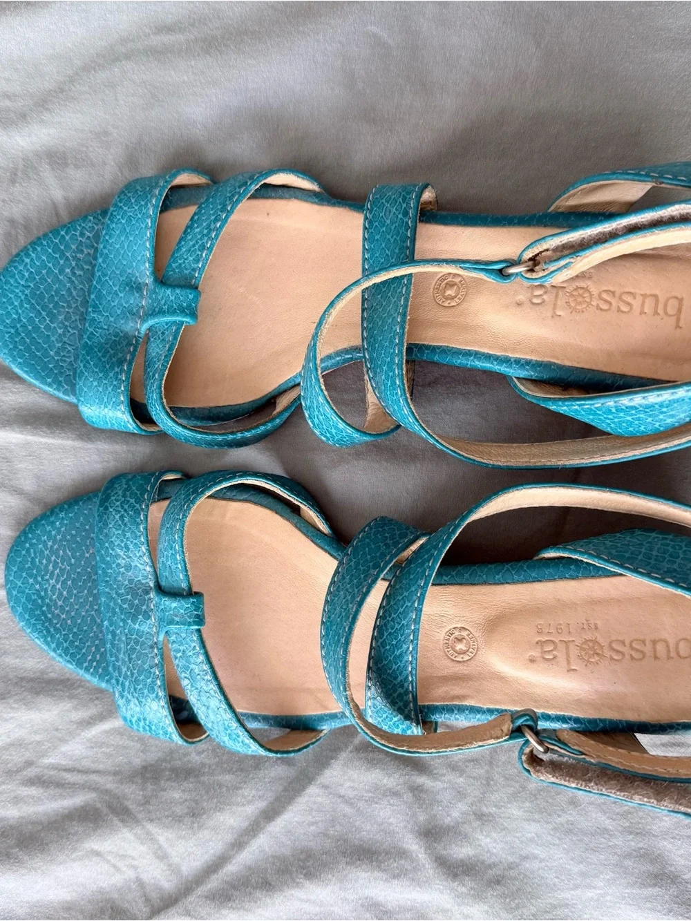 bussola Turquoise Cross-Strap Sandal